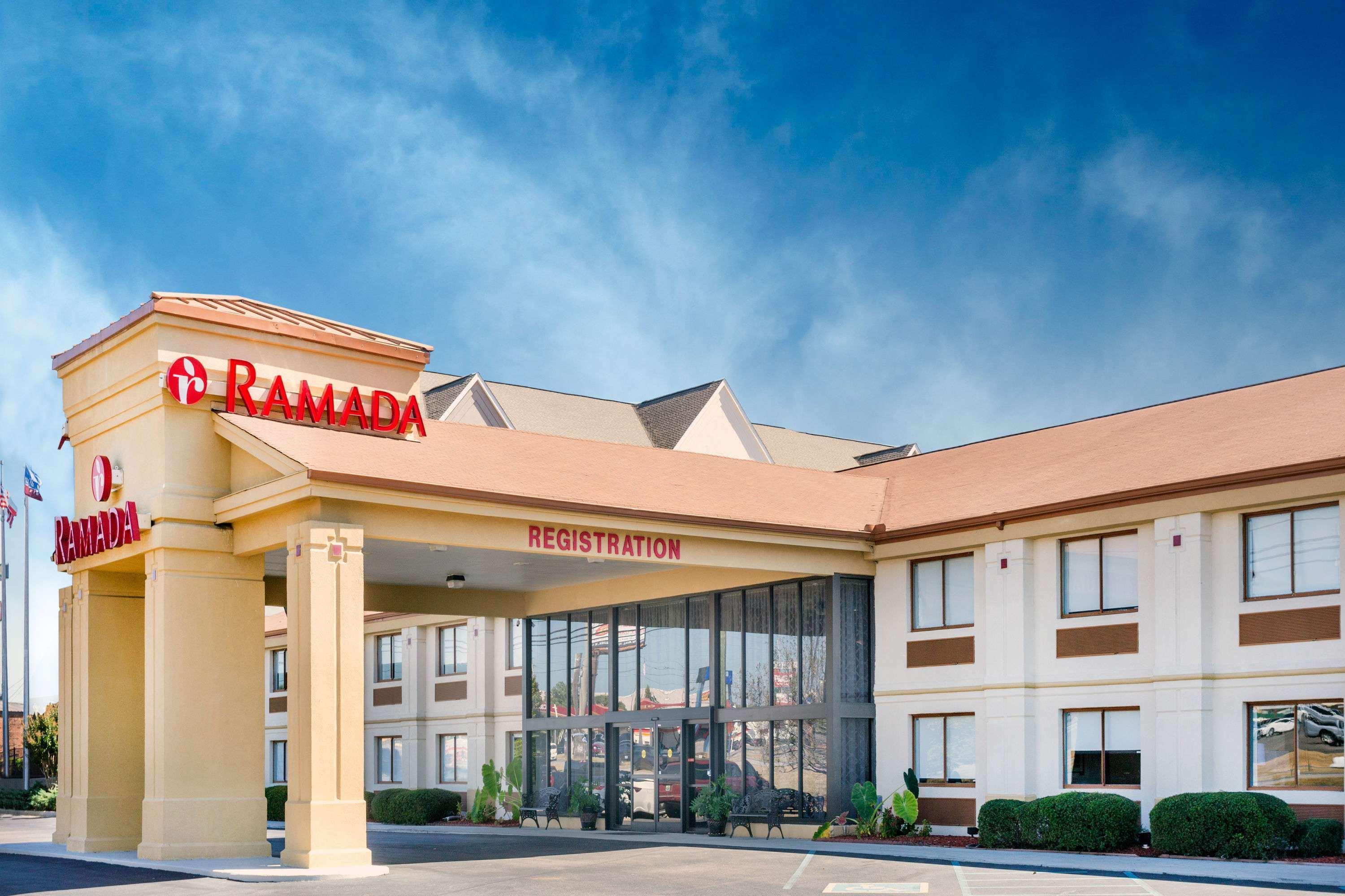 Готель Ramada By Wyndham Таскалуса Екстер'єр фото
